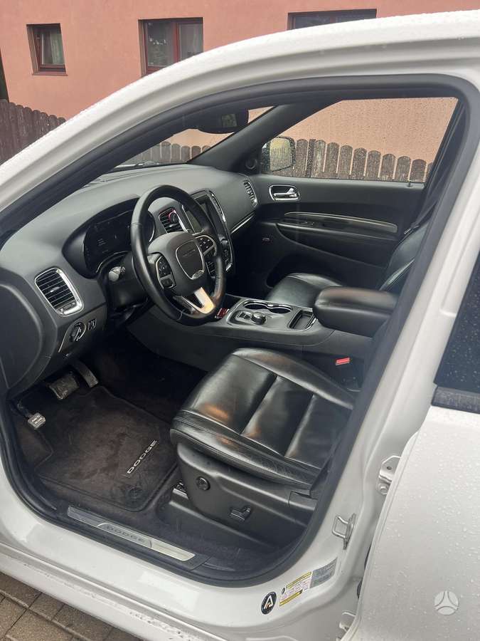 Dodge Durango, 3.6 l., off-road / crossover