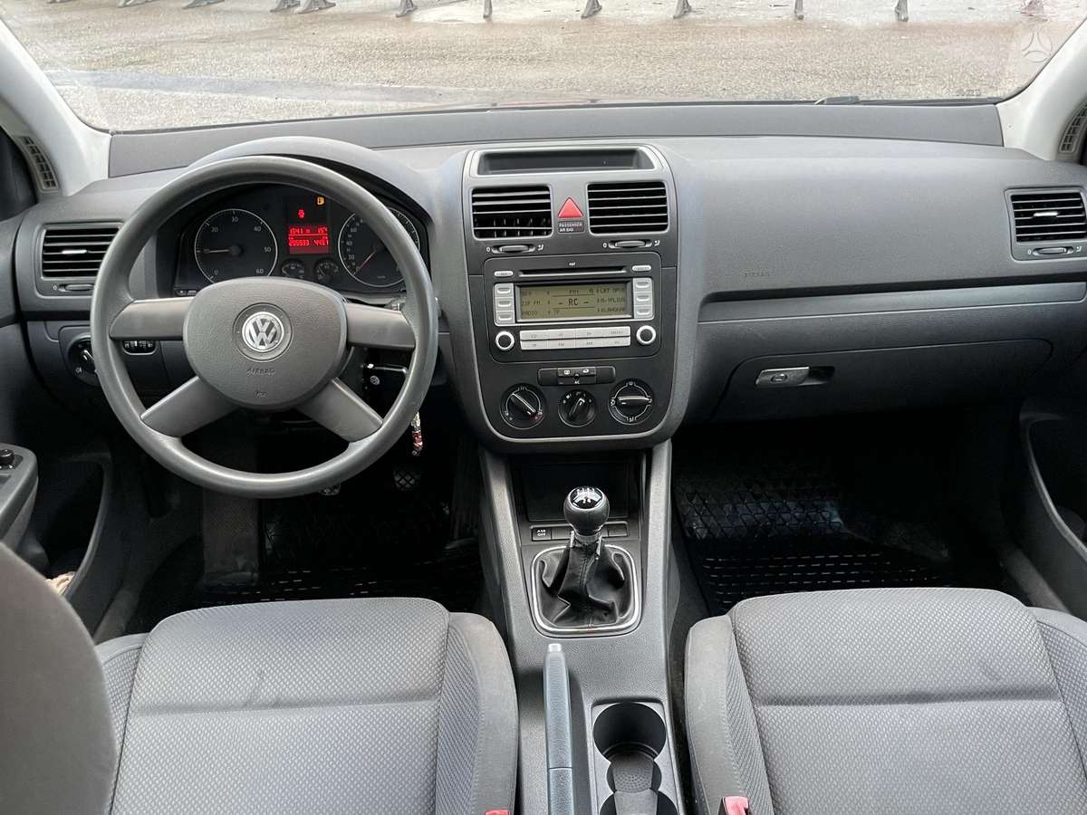 Volkswagen Golf - 7