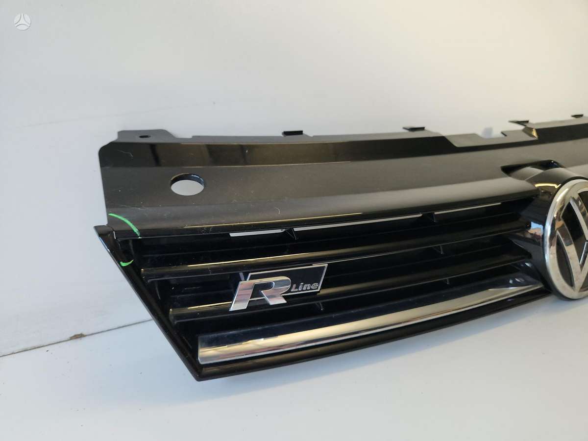Volkswagen Polo, 6C0853653E, front grill