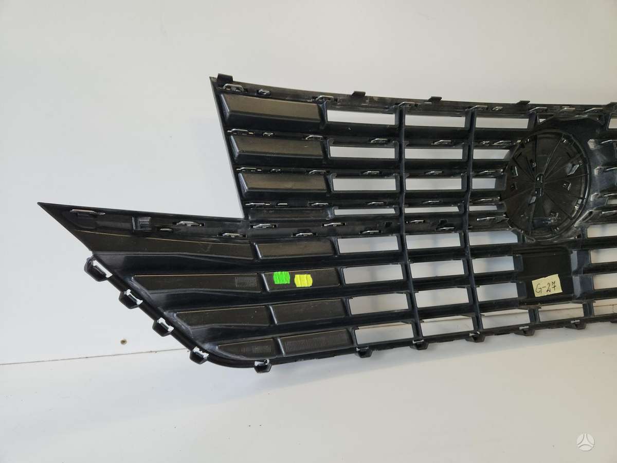 Volkswagen Multivan, 7LA853651B / 7LA853653H, front grill