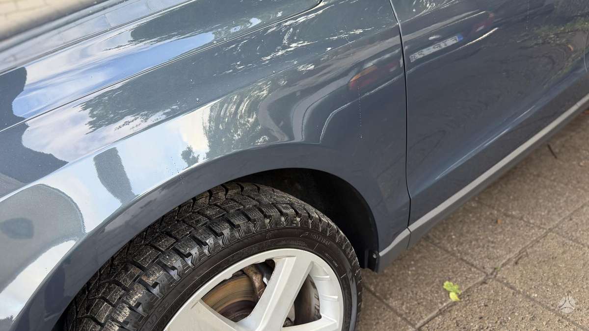 Audi Q5, 2.0 l., Минивэн