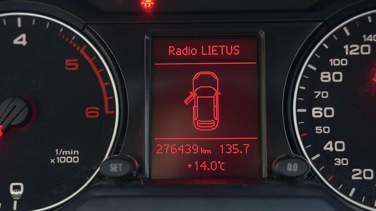Audi Q5, 2.0 l., Минивэн