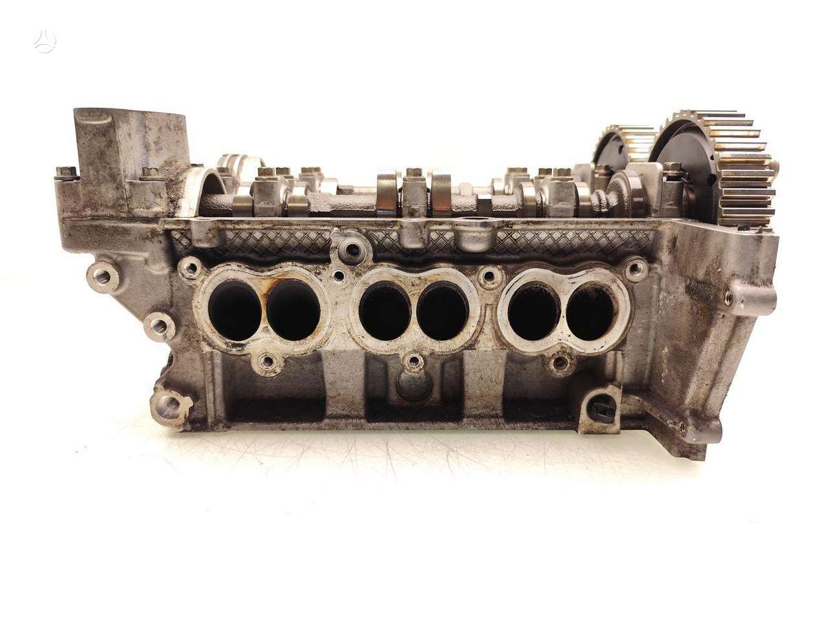 Ford Focus, CM5G-6090-GC, cylinder head