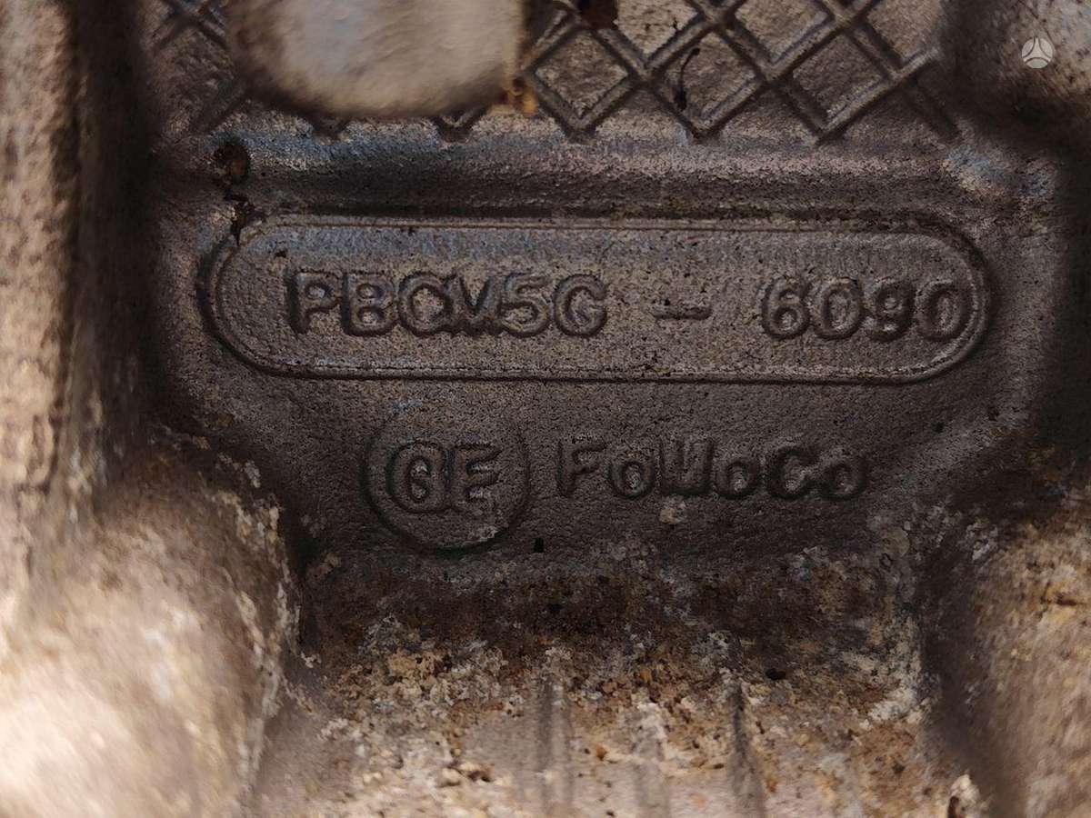 Ford Focus, CM5G-6090-GE, cylinder head