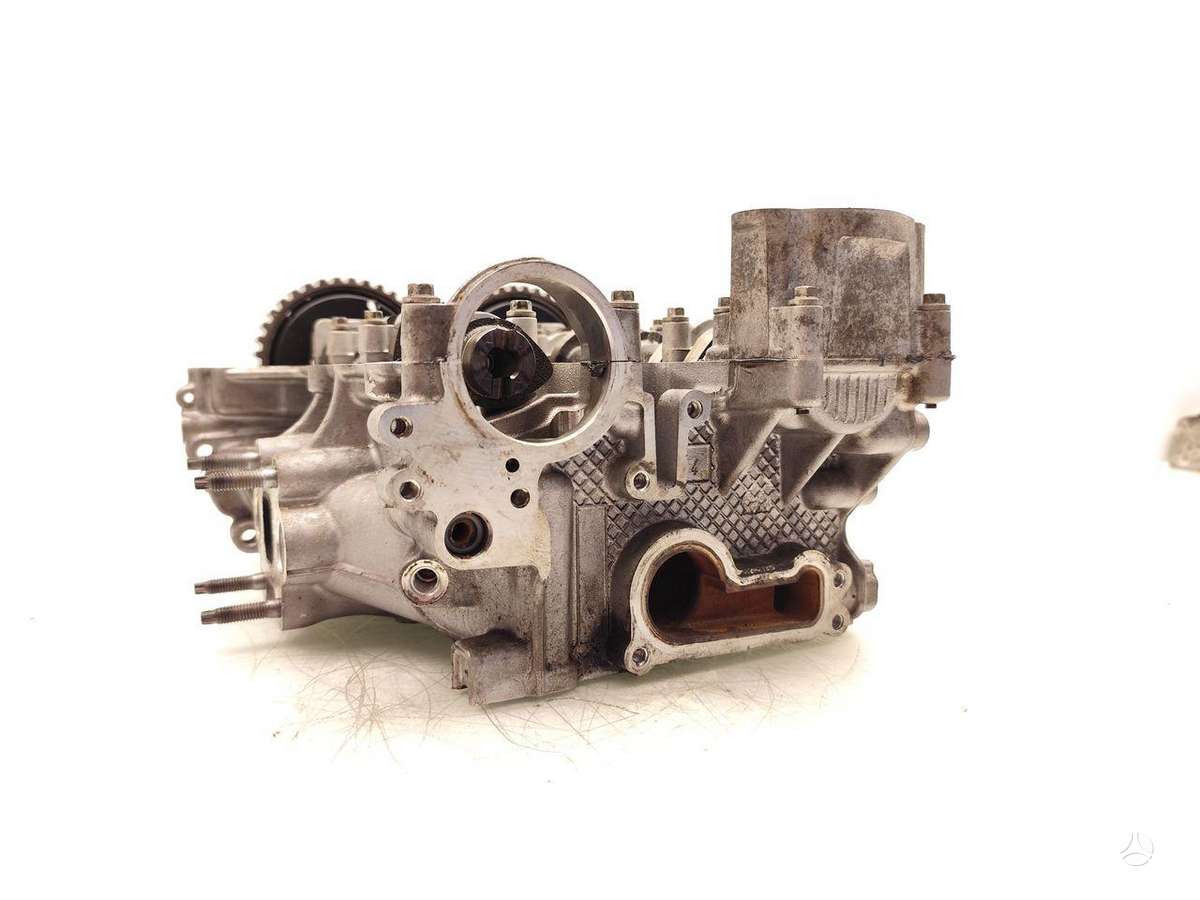 Ford Focus, CM5G-6090-GF, cylinder head