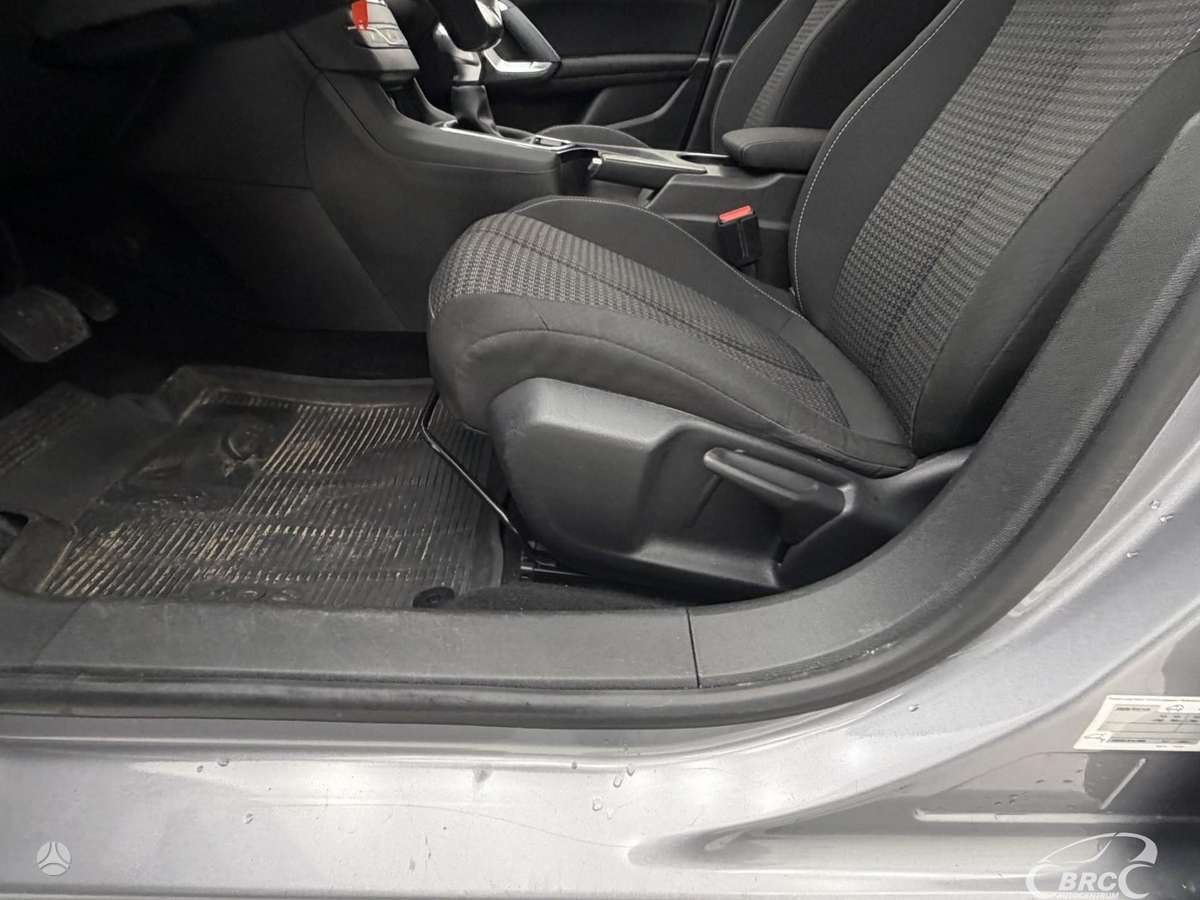 Peugeot 308, 1.6 l., Универсал