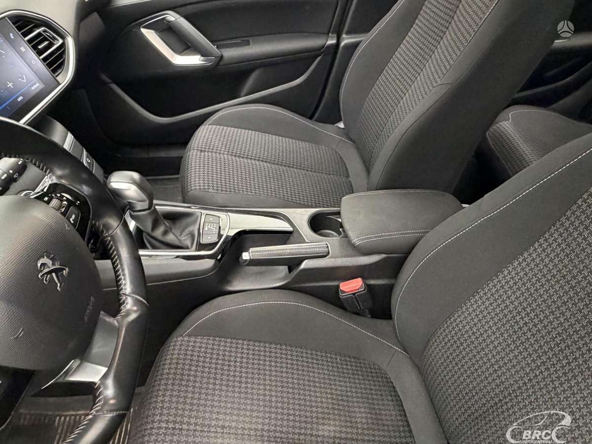 Peugeot 308, 1.6 l., Универсал