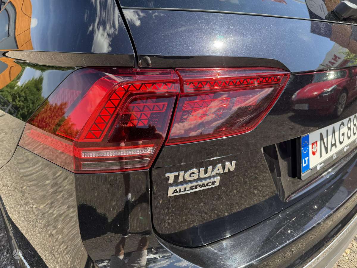 Volkswagen Tiguan - 5