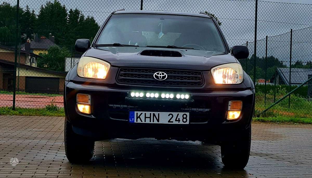Toyota RAV4 - 5