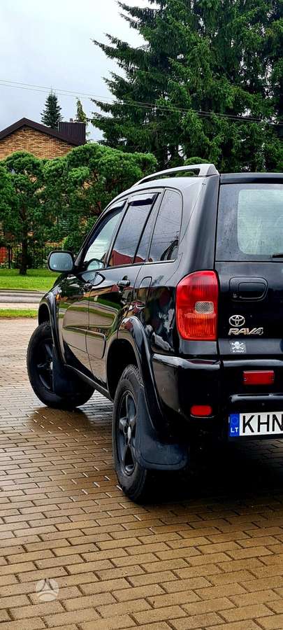 Toyota RAV4 - 9