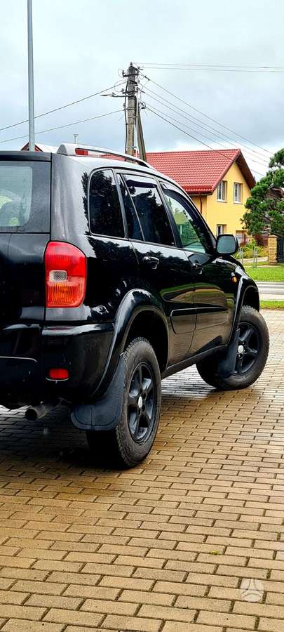 Toyota RAV4 - 10