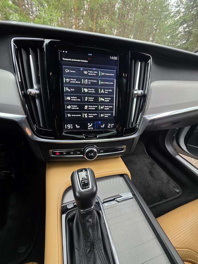 Volvo S90, 2.0 l., Седан