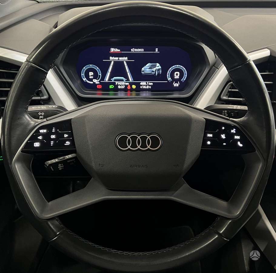 Audi Q4 e-tron, 55 kWh, off-road / crossover