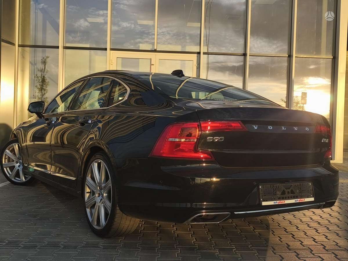Volvo S90, 2.0 l., Седан