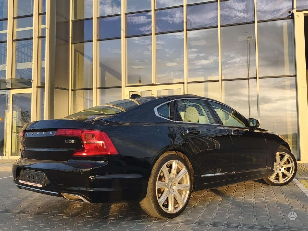 Volvo S90, 2.0 l., Седан