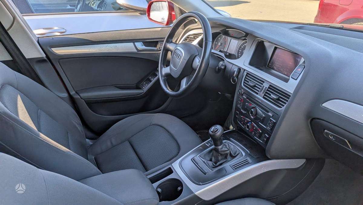 Audi A4, 2.0 l., universalas