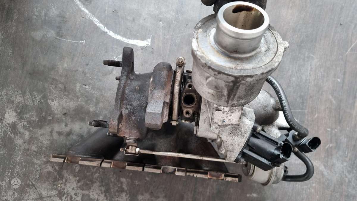Audi A4, 06H145701L, crankshaft, pistons