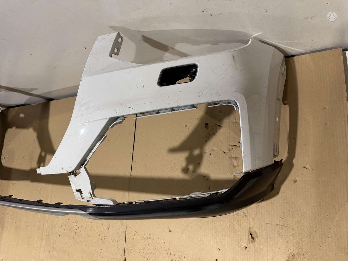 Audi Q2, 81A807438C 81A807110B