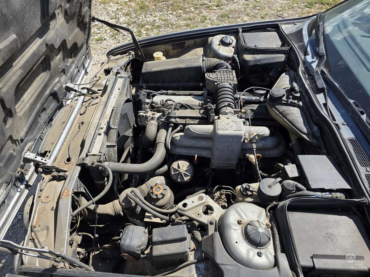 BMW 730