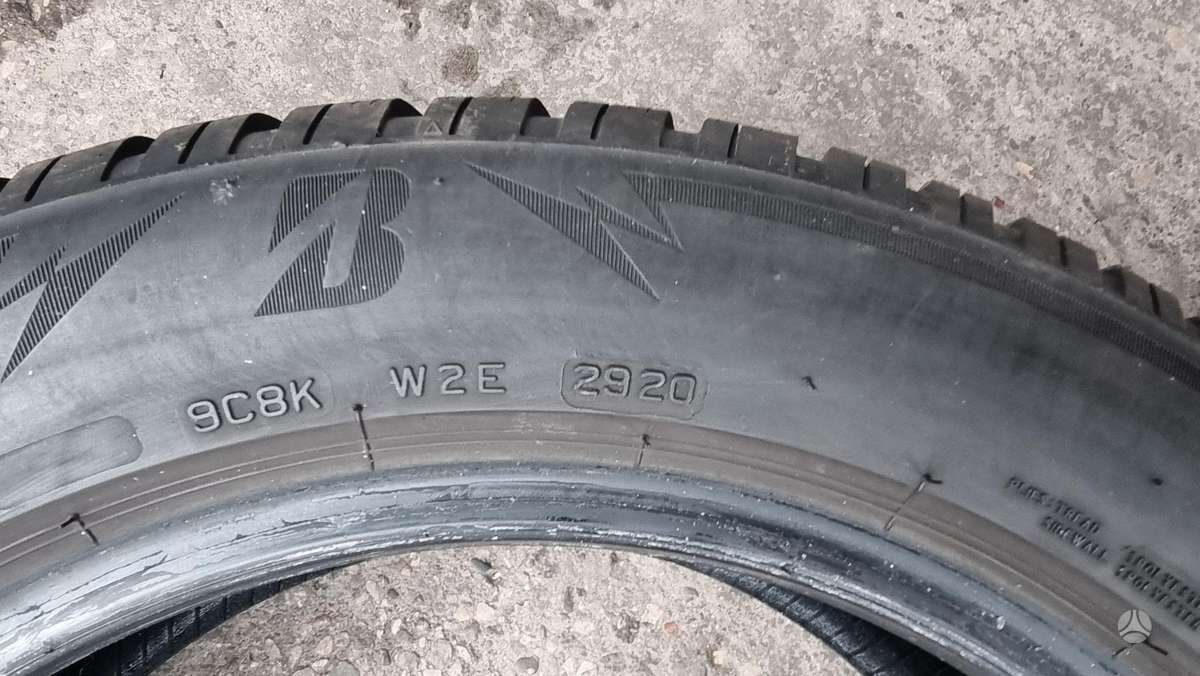 Bridgestone Blizzak LM 005, winter 205/55 R16