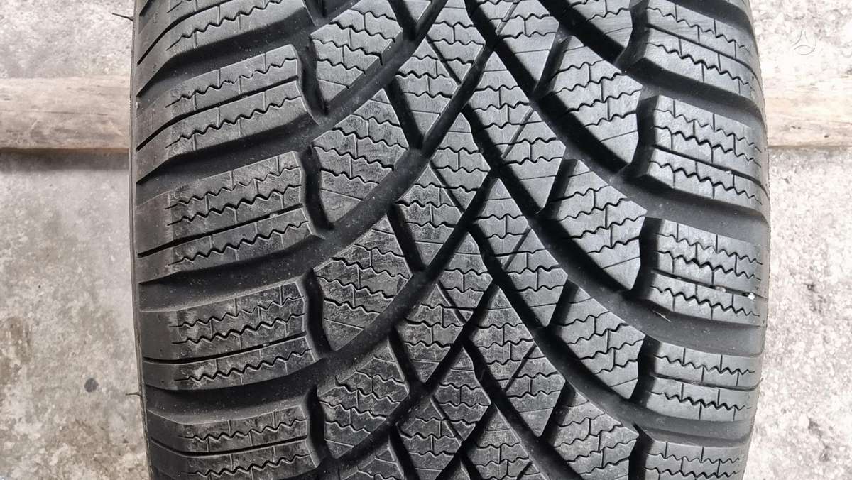 Bridgestone Blizzak LM 005, winter 205/55 R16