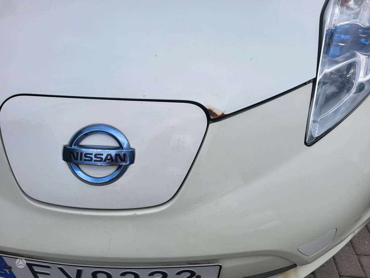 Nissan Leaf, 30 кВт·ч, Хэтчбек