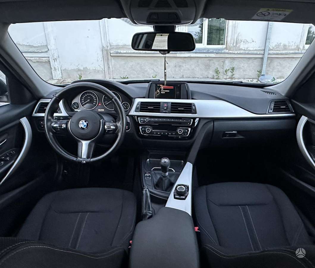 BMW 318, 2.0 l., wagon
