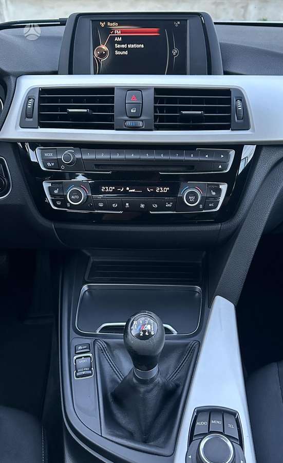 BMW 318, 2.0 l., universalas
