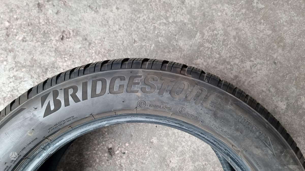 Bridgestone Blizzak LM 005, winter 235/55 R19