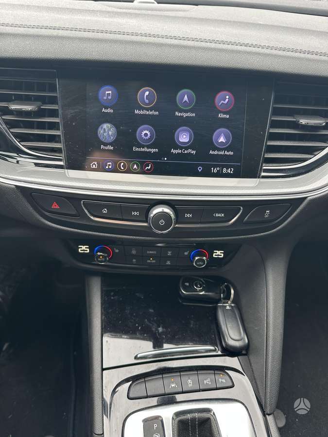 Opel Insignia, 2.0 l., Универсал