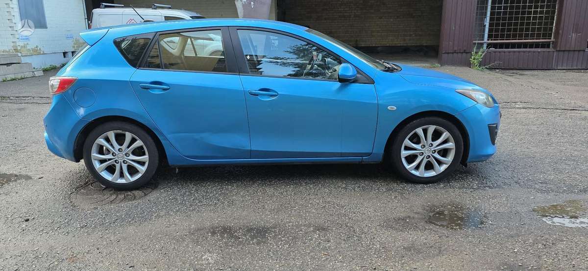 Mazda 3, 1.6 l., hečbekas
