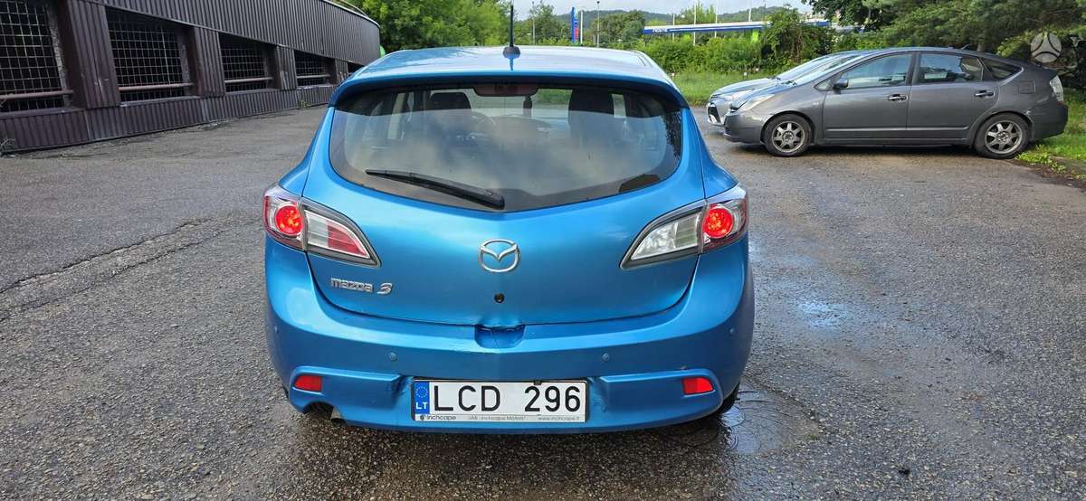 Mazda 3, 1.6 l., hatchback