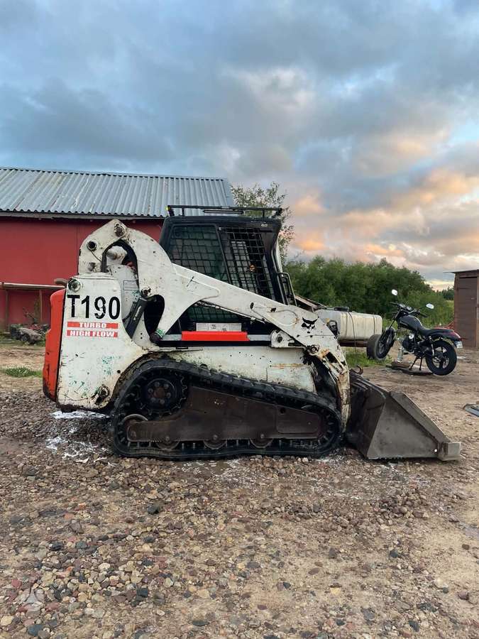 Bobcat T190, mini krautuvai