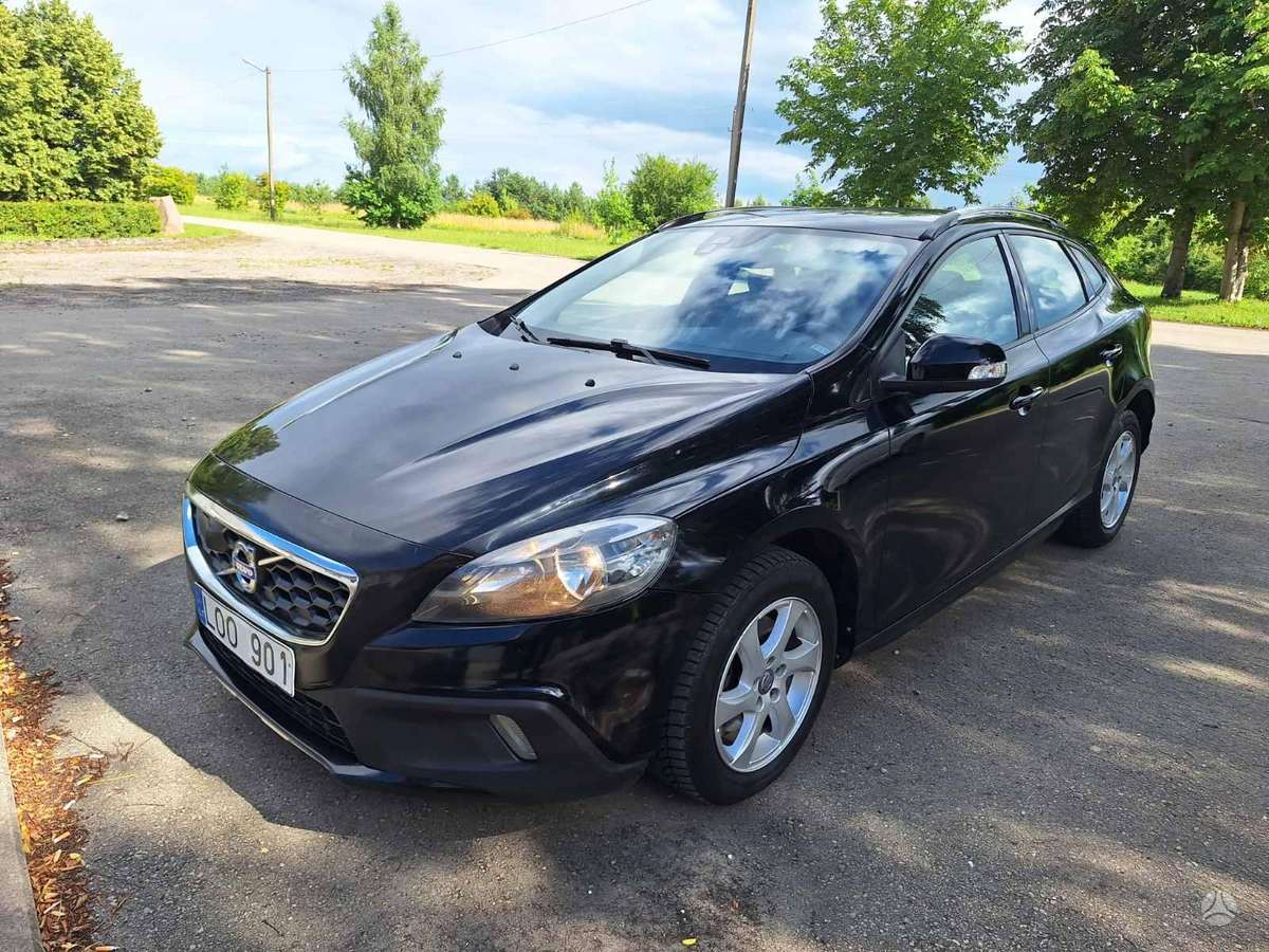 Volvo V40 Cross Country - 4