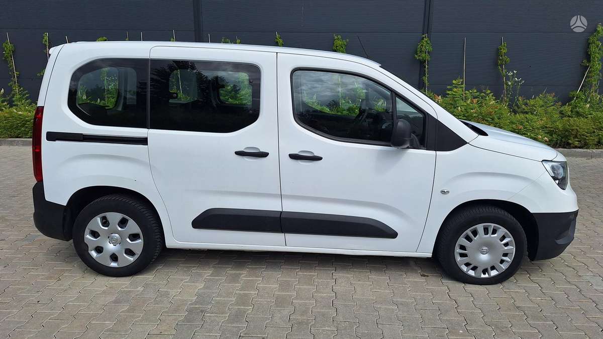 Opel Combo, 1.5 l., mpv / minivan
