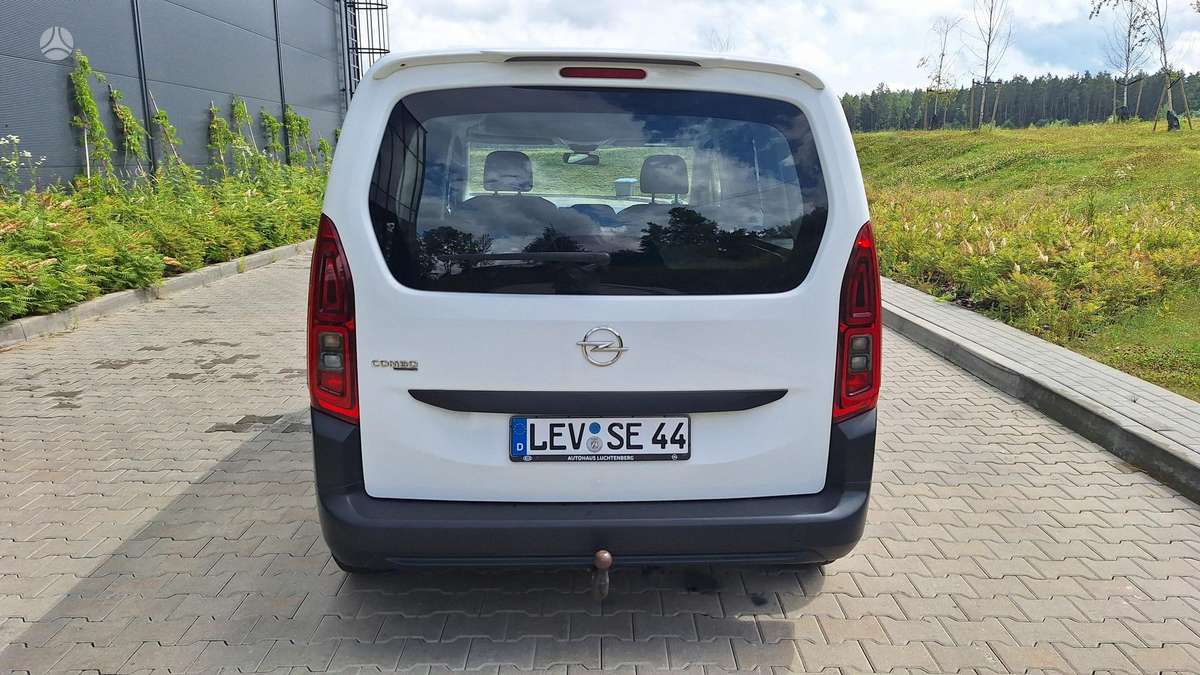 Opel Combo, 1.5 l., Минивэн