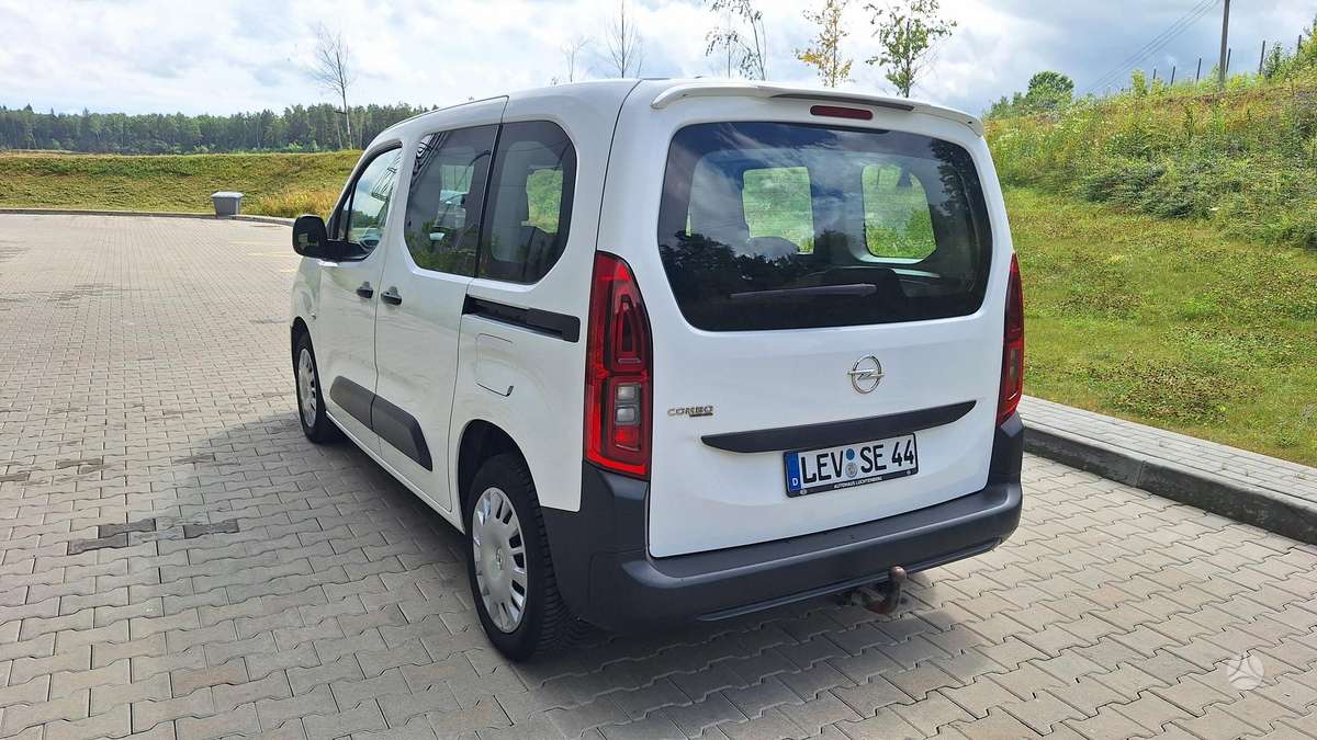 Opel Combo, 1.5 l., Минивэн