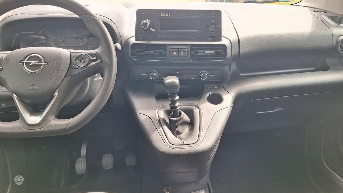 Opel Combo, 1.5 l., Минивэн
