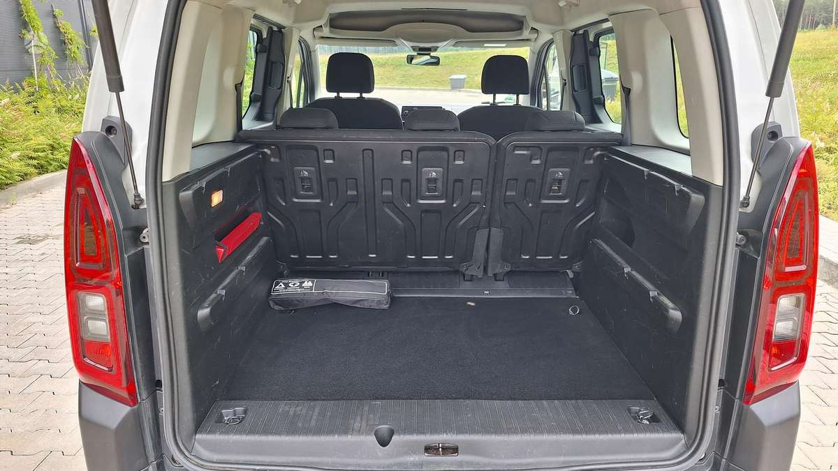 Opel Combo, 1.5 l., Минивэн