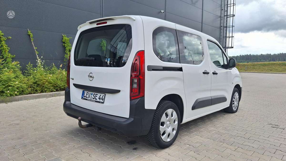 Opel Combo, 1.5 l., Минивэн