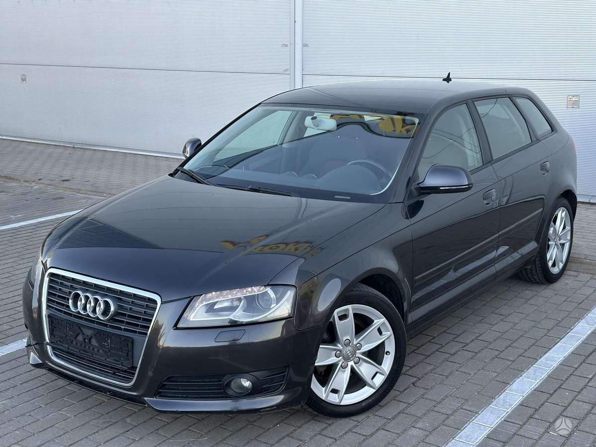 Audi A3, 1.6 l., Хэтчбек