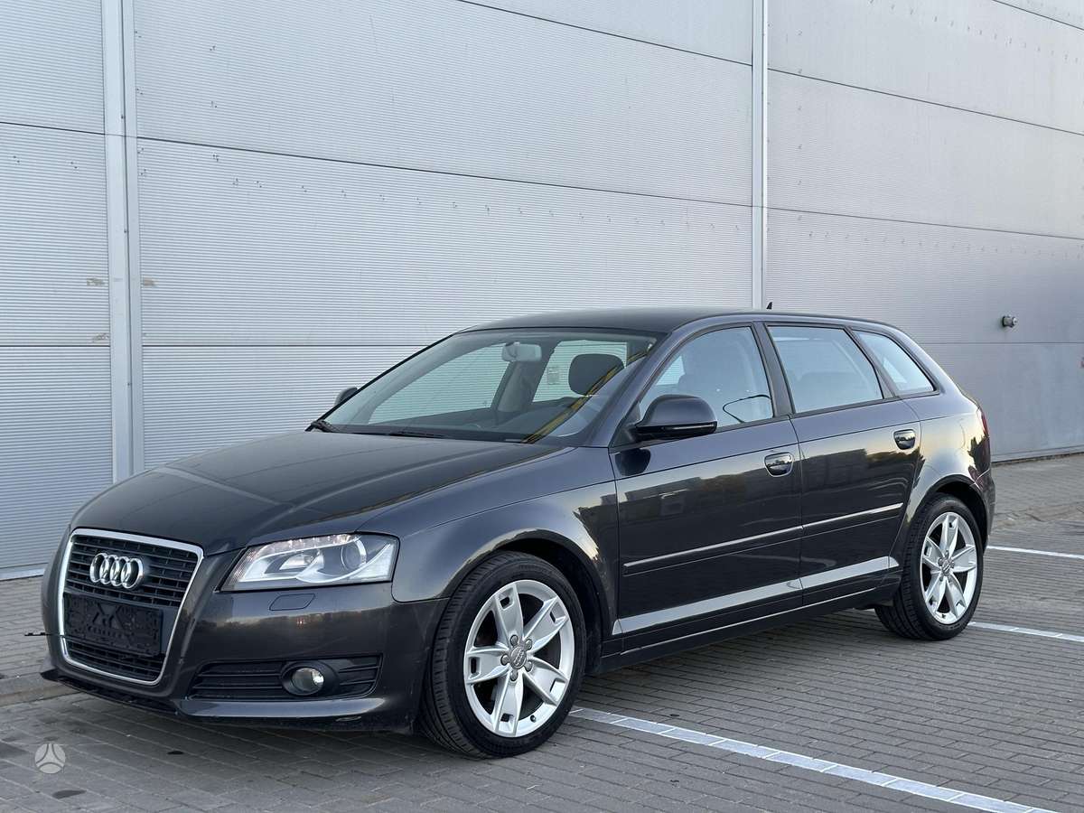 Audi A3, 1.6 l., Хэтчбек