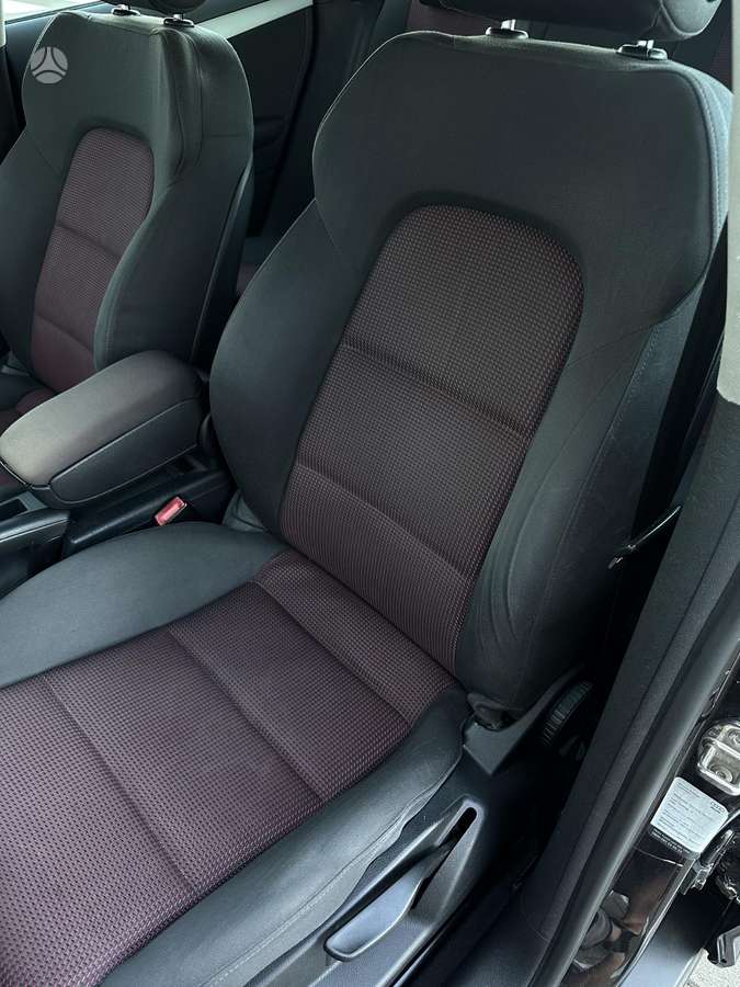 Audi A3, 1.6 l., hatchback