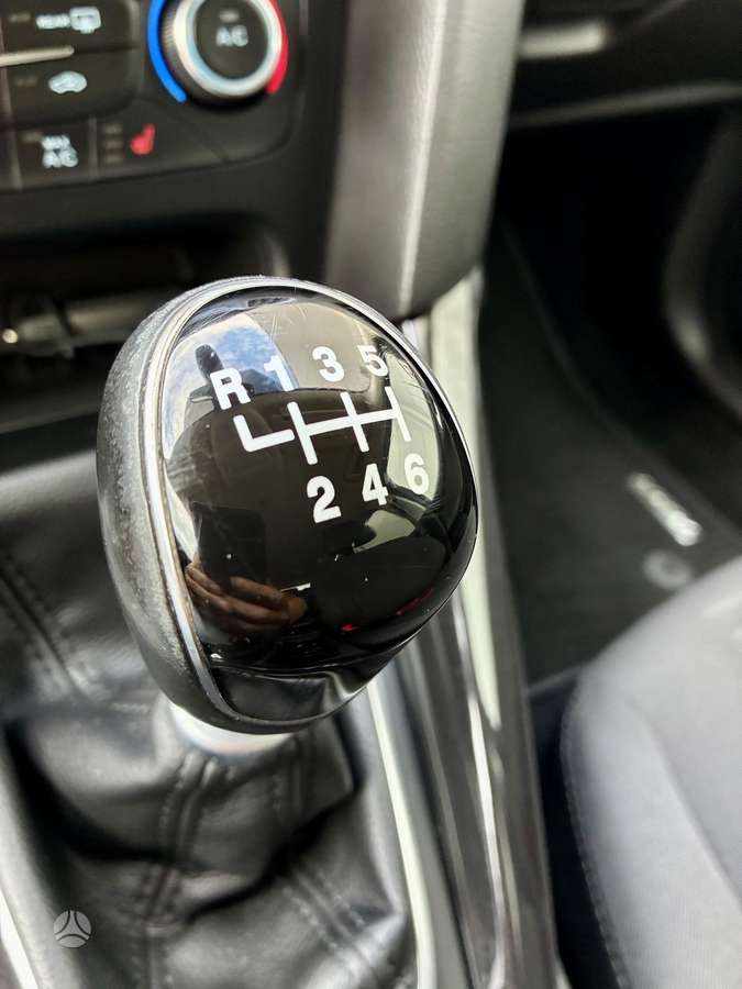 Ford Focus, 1.0 l., Универсал
