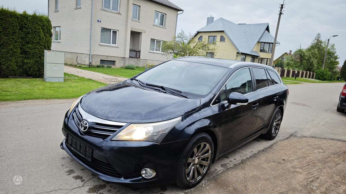 Toyota Avensis, 2.2 l., wagon