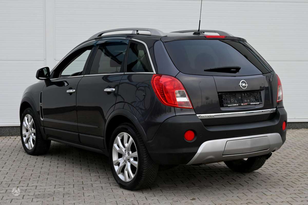 Opel Antara, 2.2 l., off-road / crossover