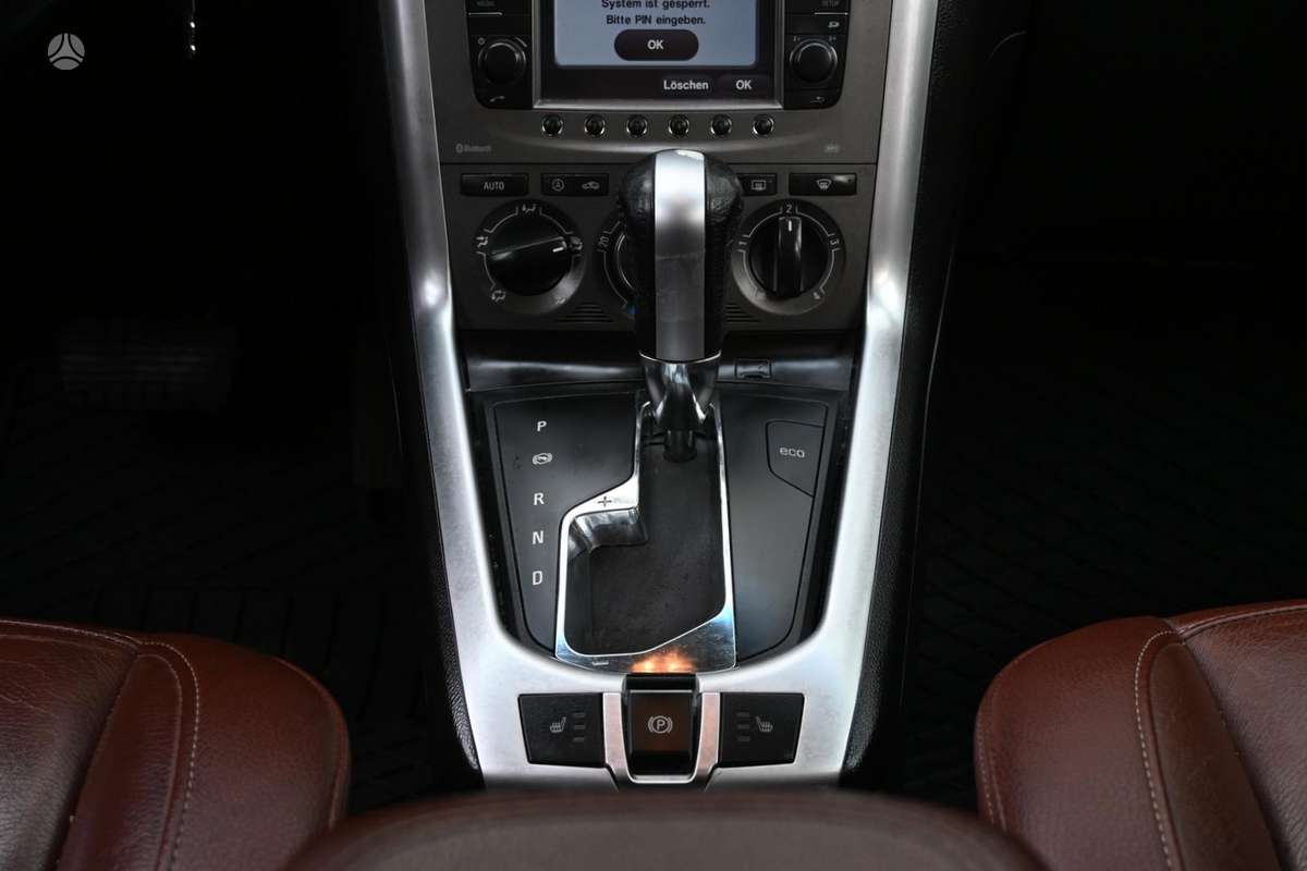 Opel Antara, 2.2 l., Внедорожник / Кроссовер