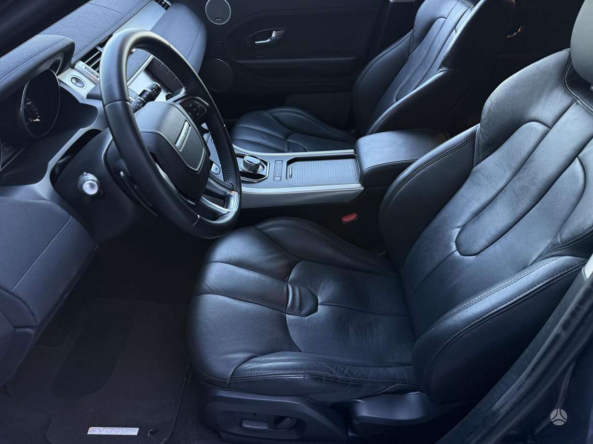 Land Rover Evoque, 2.2 l., off-road / crossover