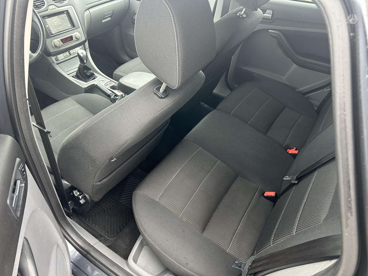 Ford Focus, 1.6 l., Универсал