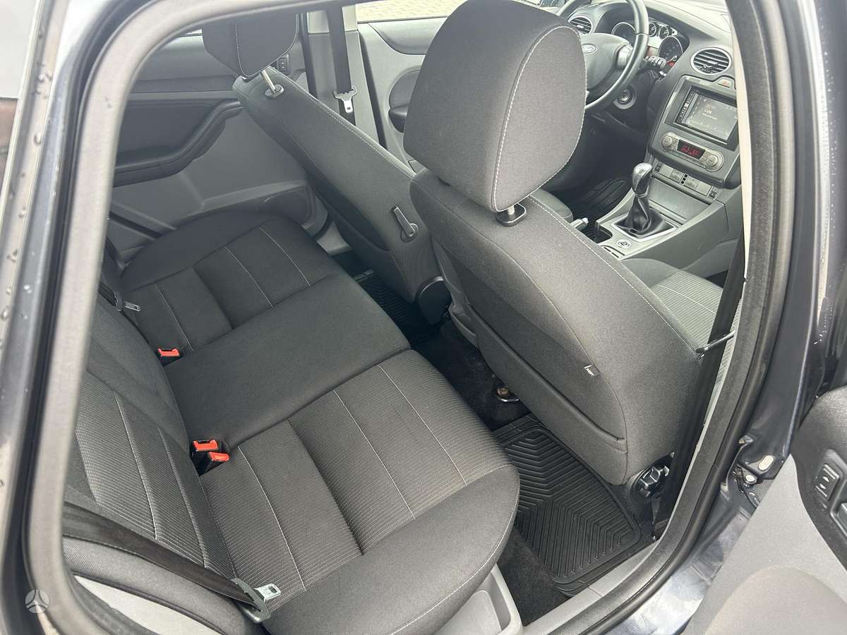 Ford Focus, 1.6 l., Универсал